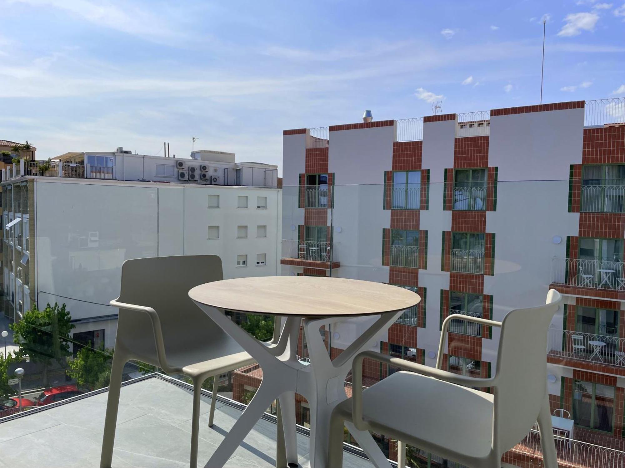 Rentalmar Suites Salou Families Only Kamer foto